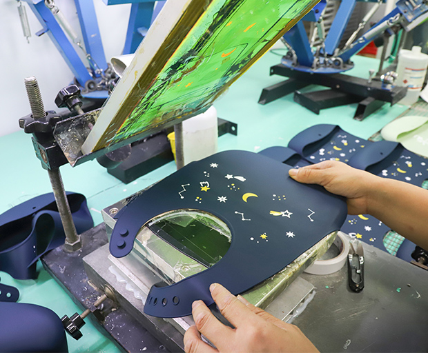 Pad&nbsp;Printing&nbsp;for&nbsp;Logos&nbsp;and&nbsp;Text&nbsp;on&nbsp;Silicone&nbsp;Products