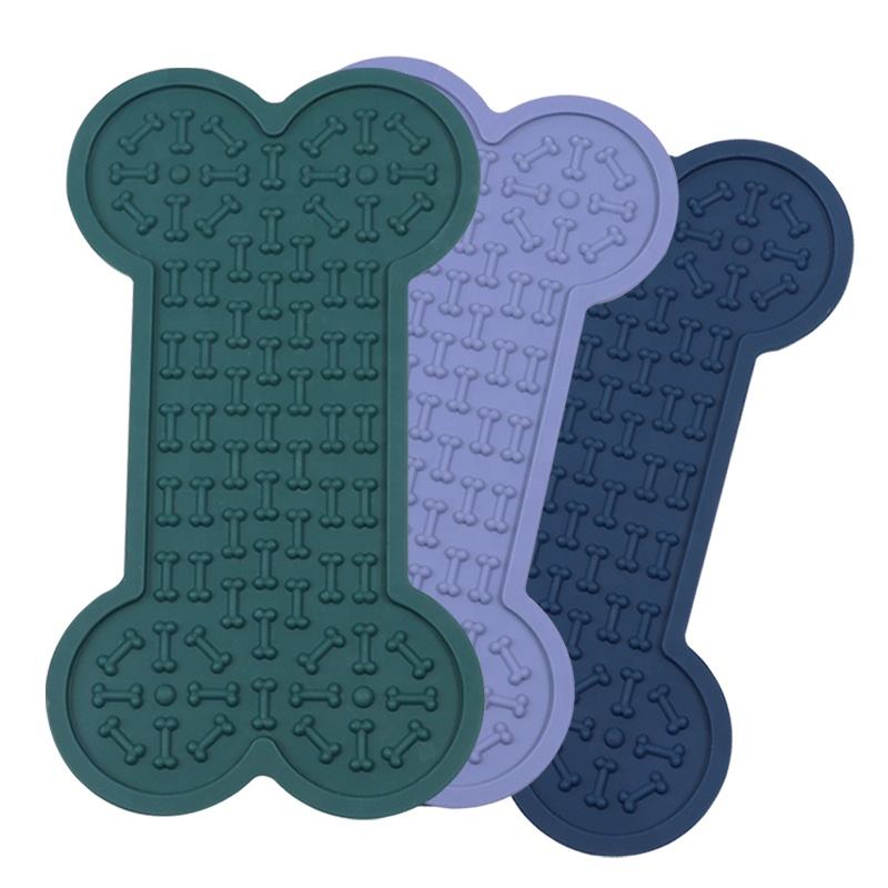 Customized Silicone Pet Lick Pad and Dog Distraction Device Keep the Dog Comfortable and Funny in the Bath Time