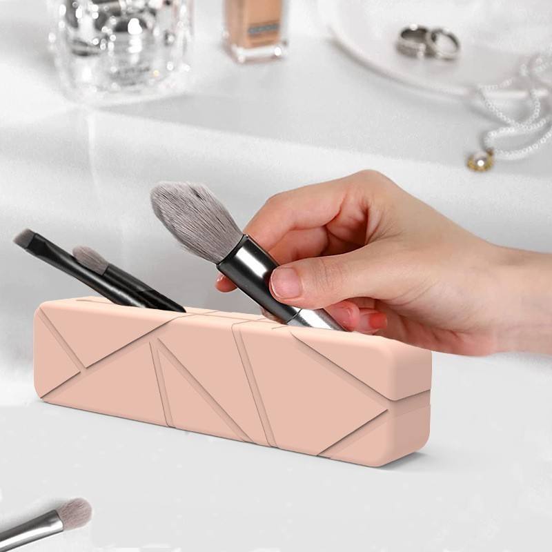 Travel Makeup Brush Holder Make up Organizer Bag Case Cosmetic Pouch Silicone Small Makeup Brush Storage Bag