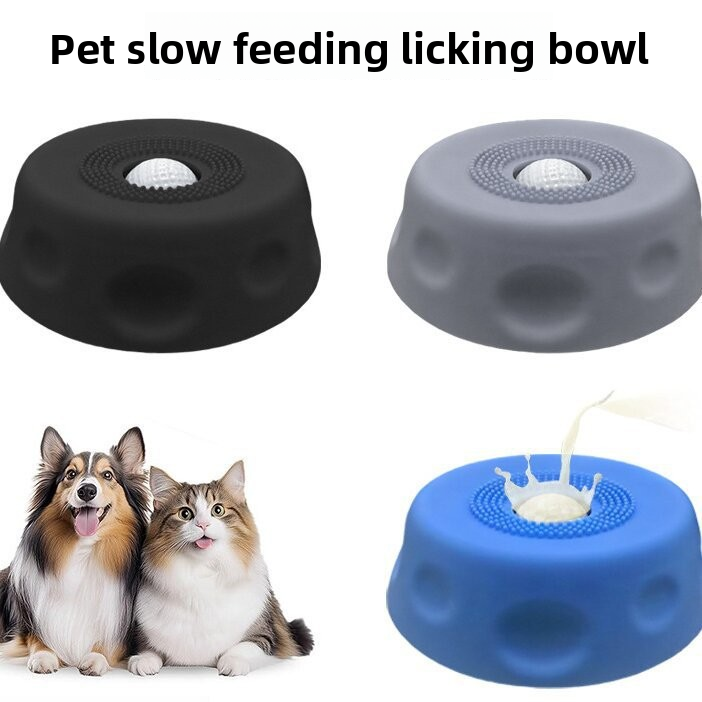 Solid Pattern Silicone Pet Lick Bowl Eco-Friendly Slow Feeder Liquid Treat Bowl Dogs Eating Portable