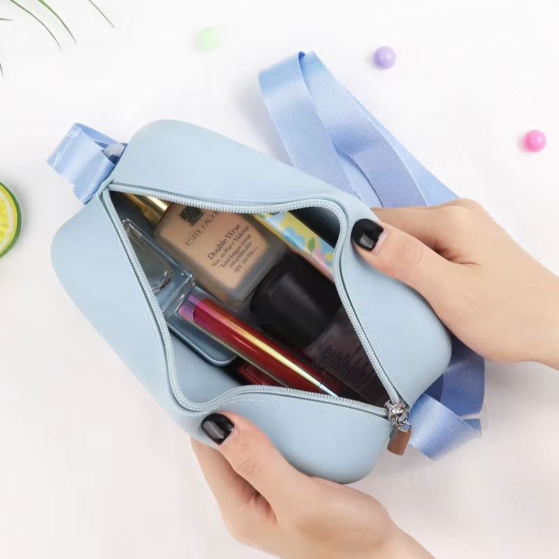 2026 Large Capacity Portable Waterproof Travel for Toiletry Bag Eco-Friendly New Silicone Storage Bag