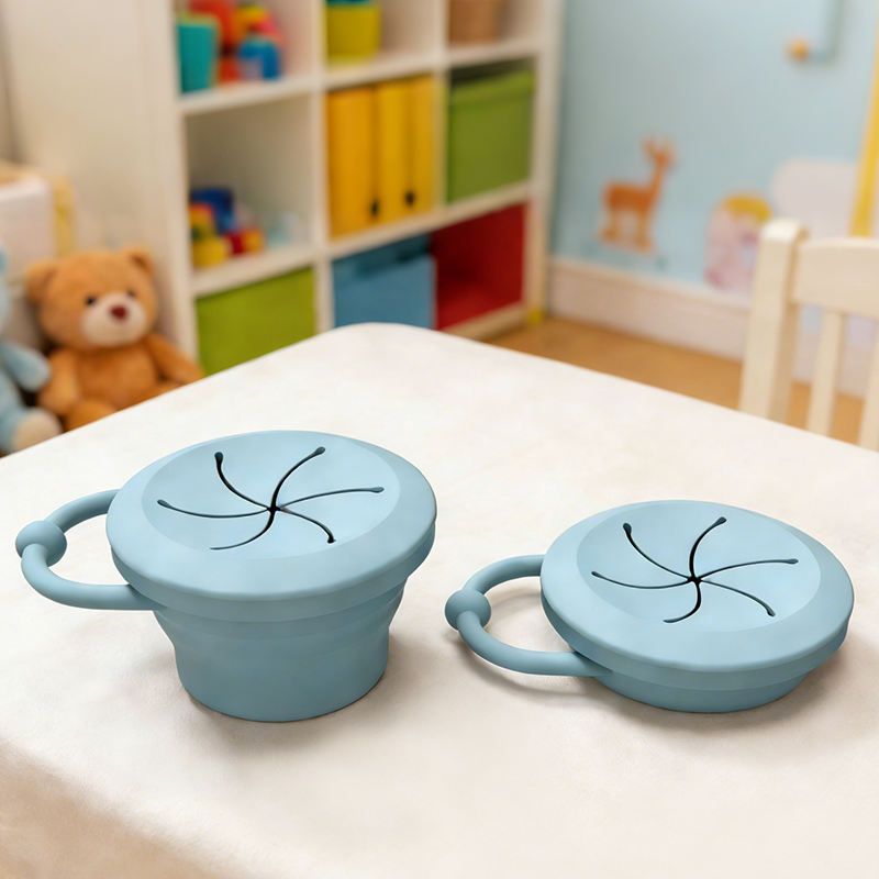 Foldable Silicone Cups with Lid Children's Tableware Toddler Snack Storage Container Gift Collapsible Cup