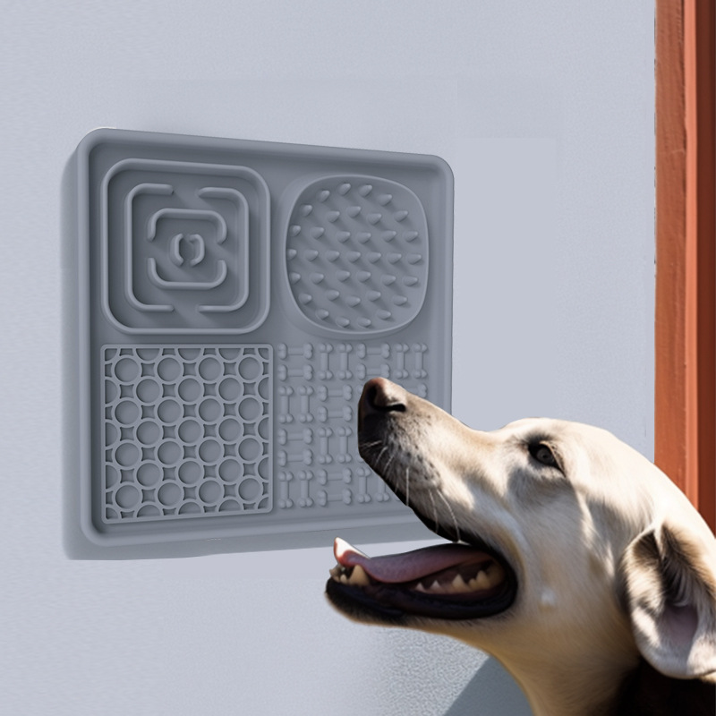 Top Rankings Silicone Pet Licking Mat Cat Dog Slow Food Bowl Feeding Mat Suction Cup Folding Pet Food Placemat