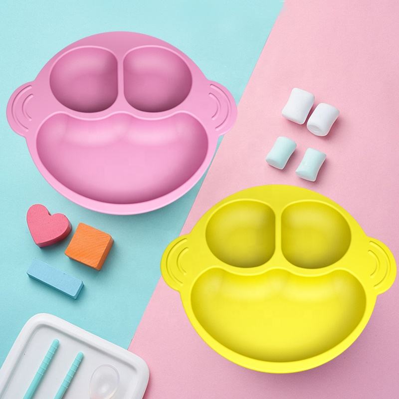 Food Grade Silicone Eco-Friendly Baby Plate Set with Suction Base Non-Slip Placemat for Toddlers