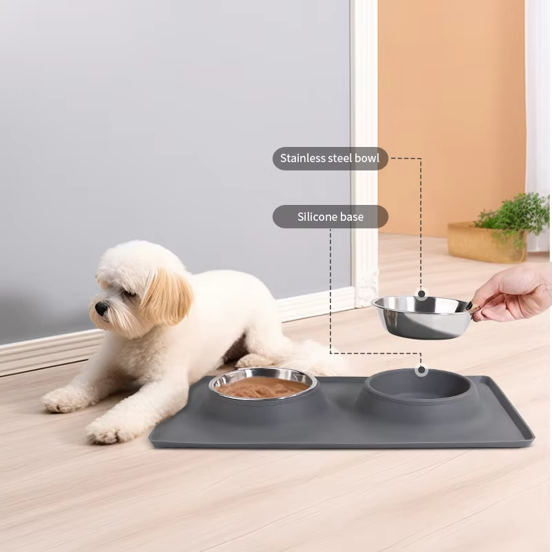 New Arrivals Waterproof Cats Dogs Pets Silicone Mat Double Food Bowl Pet Feeder Mat Bowl Set
