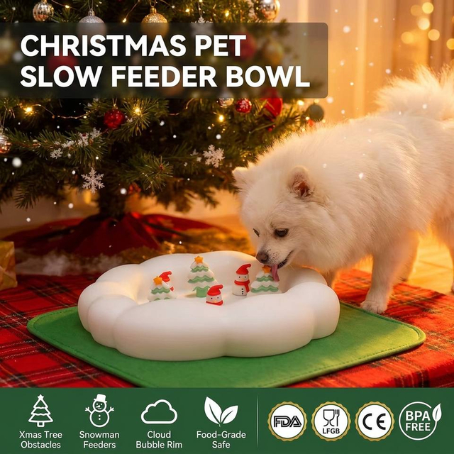Top Rankings Christmas Pet Dog Lick Mat Slow Feeding Bowl Ready to Ship Slow Feeder Silicone Lick Pad