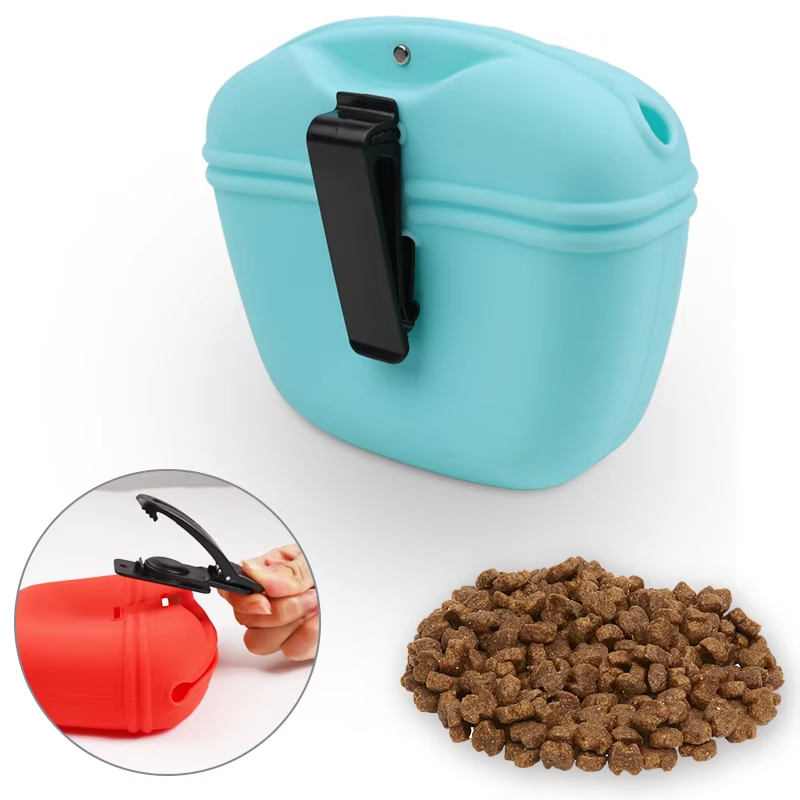 Silicone Dog Treat Pouch - Magnetic Closure with Waist Clip