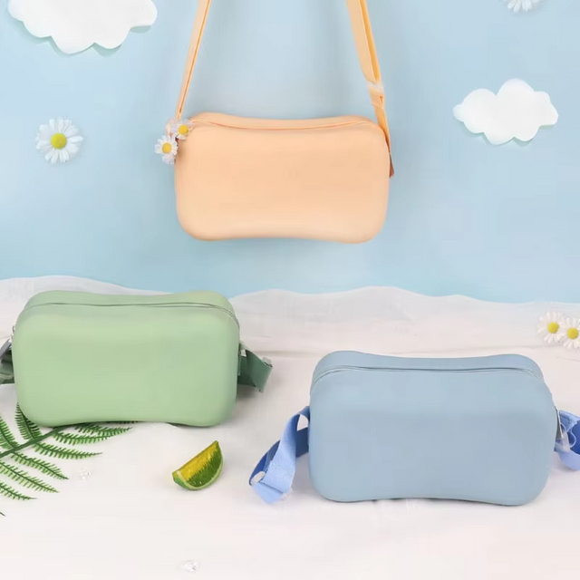 2026 Large Capacity Portable Waterproof Travel for Toiletry Bag Eco-Friendly New Silicone Storage Bag